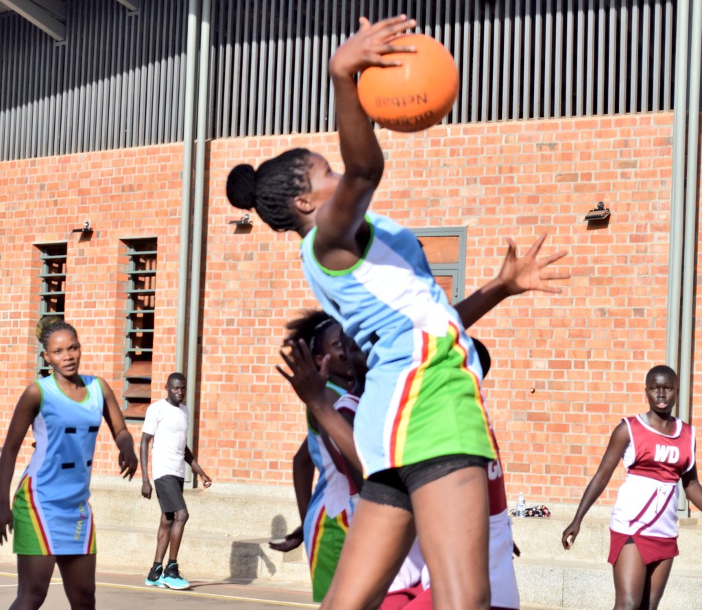 NetballUpdates1's tweet image. #Division2 #TuesdayAction 
#MatchThree
HT'
Canaan NC vs Chaya   
Q1: 13-12
Q2: 25-24
A very tight one.....both sides looking for first win for today!

#UNL | #Shecranes256 | #UNF256 
@kayiirajackson @VBugerere @shecranes256 @NBSportUg