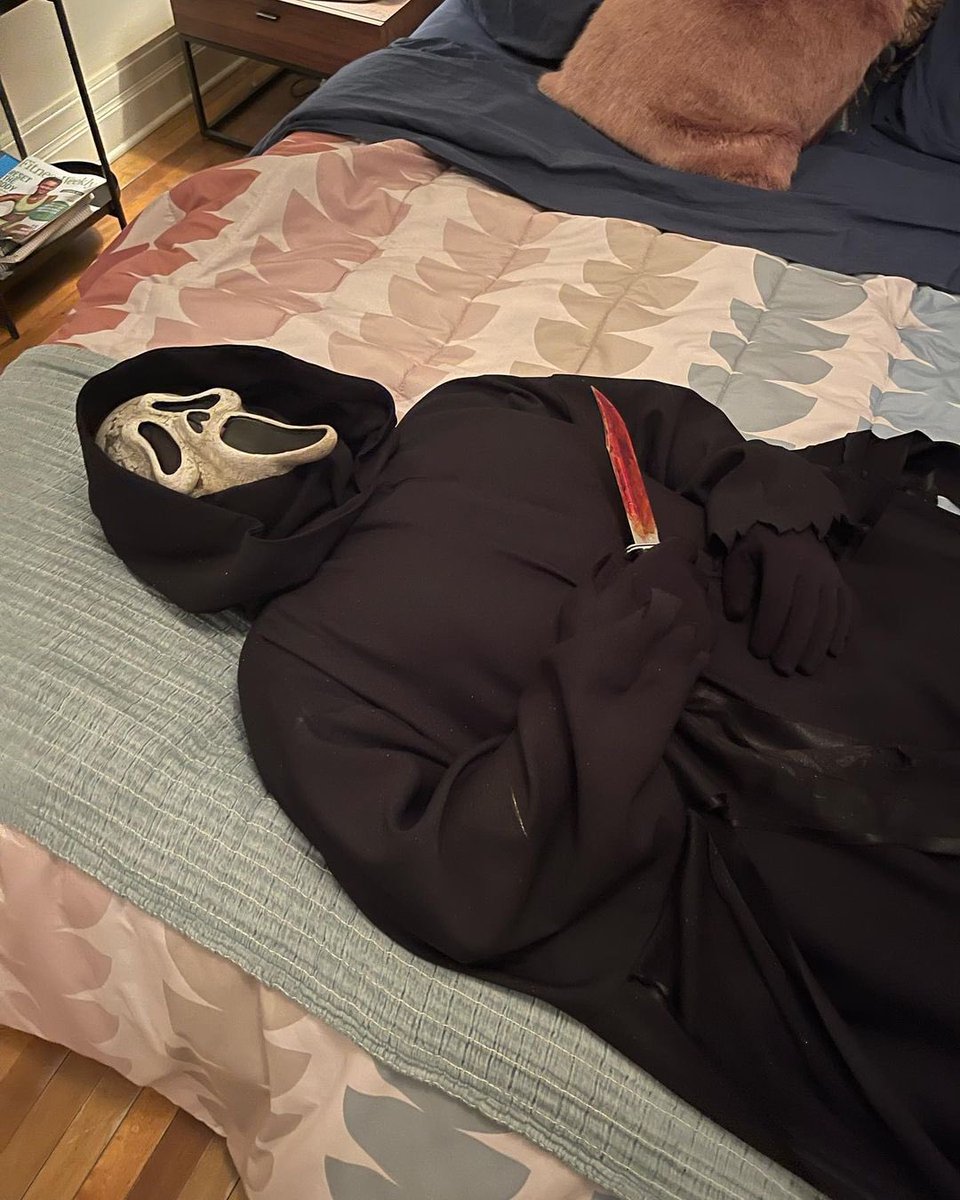 GhostfaceTalks_'s tweet image. Mood actually: