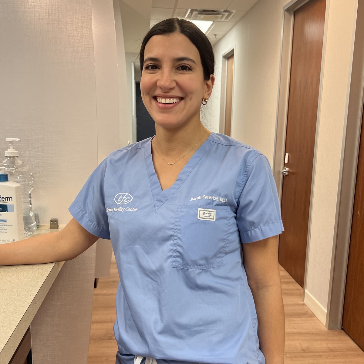 txfertility's tweet photo. You deserve a specialist who's excited to help you achieve your family dreams. Like Dr. Sarah Gavrizi! Learn more about our @txfertility specialists and schedule your appointment today >> https://t.co/jwquZiWh52
#PatientsIntoParents #TTC #TexasFertilityCenter #AustinTX #ATX https://t.co/tB3njyswVr