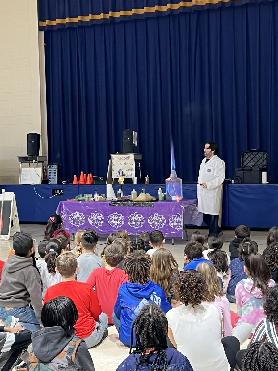 Roosevelt School Manville tweet media