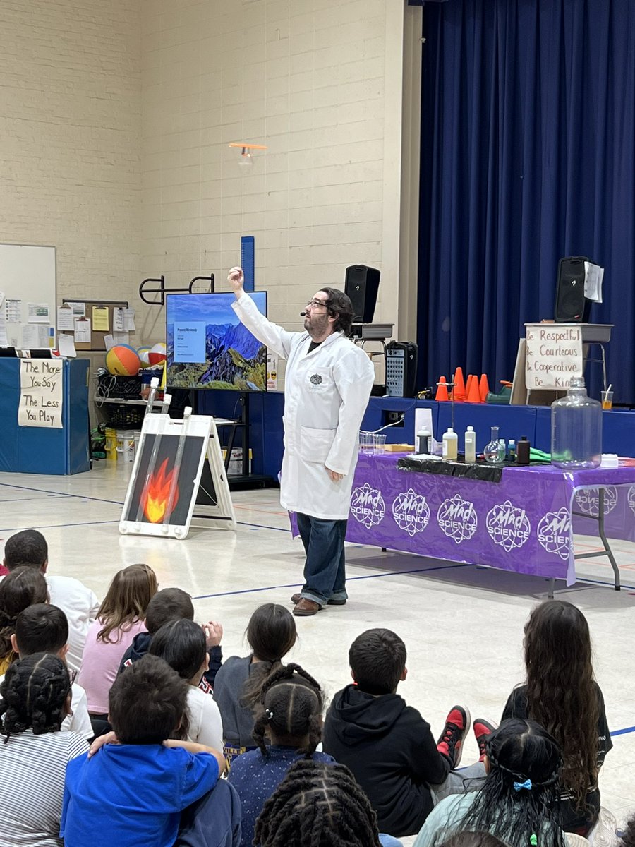 Roosevelt School Manville tweet media