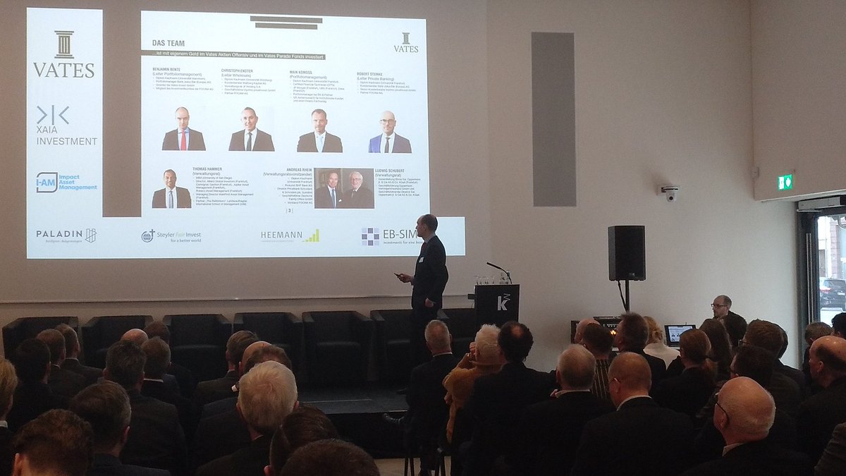 Es geht spannend weiter auf dem #AMM2023 mit Benjamin Bente (VatesInvest) und dem Thema "Bleiben Sie flexibel - Ein makroökonomischer Ausblick"