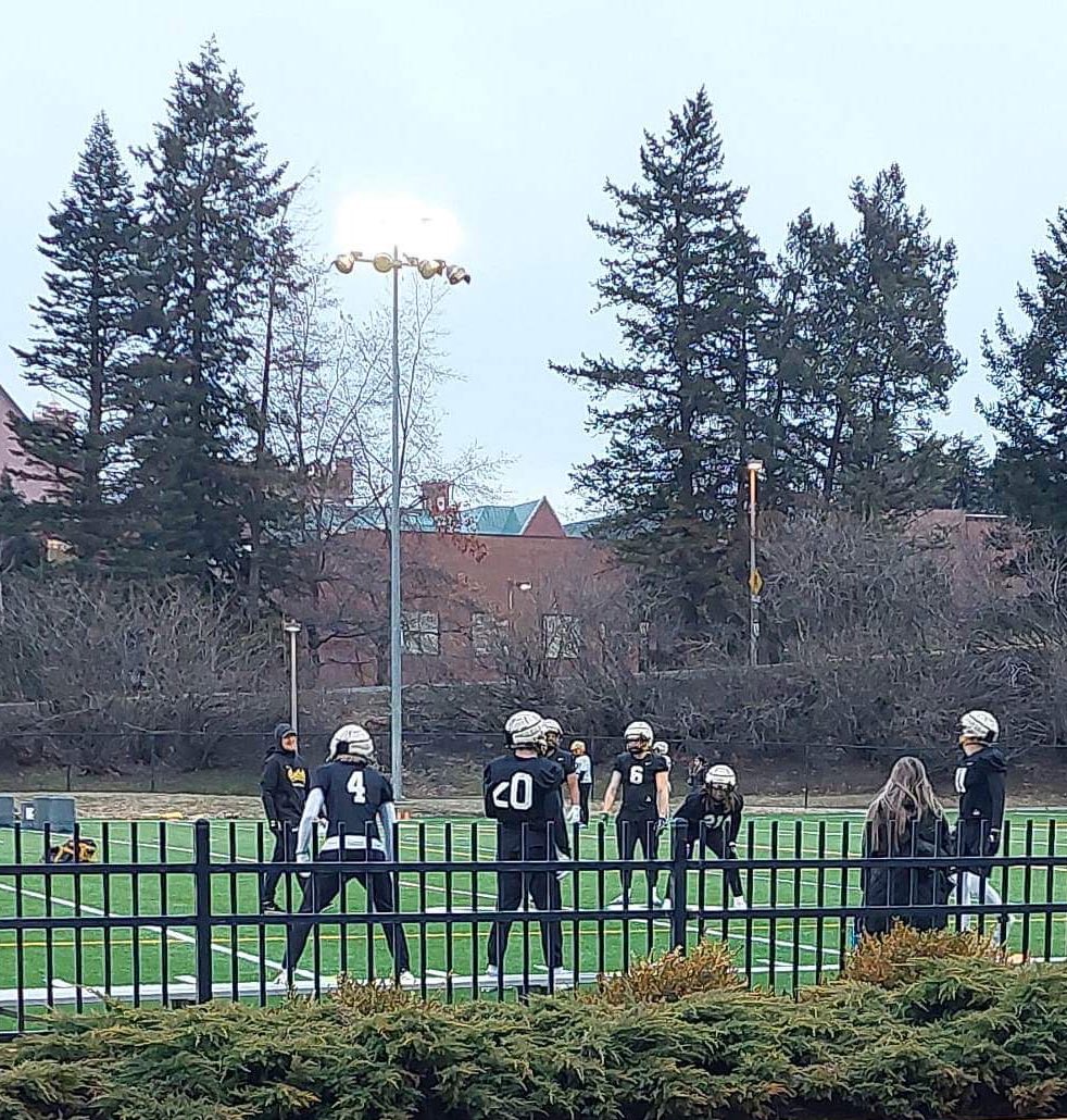 BeautyBabesBall's tweet photo. My Jax's 1st day of Spring Ball for @VandalFootball. So proud of him....keep working hard @jaxtonjay ππ¦πΌπππ€βπΌ'sβ¬οΈ
#footballmom #coachswife #govandals #springball #idahome #firedup #footballfamily #6 #jaxtonjay #proudmom https://t.co/XebpahxRiT