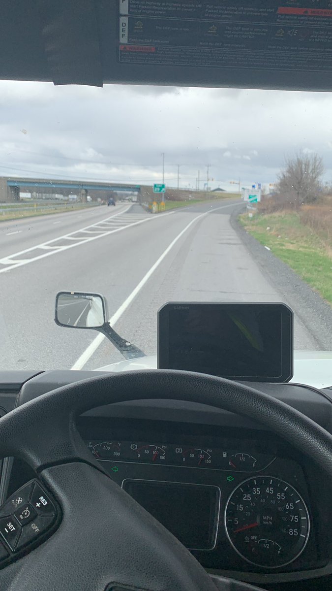 fuller_edward's tweet photo. I’m sitting at an exit ramp with a flat tire 🛞, writing narrative poetry to cope 😅.
#DifferentDude https://t.co/670YLo1oxN