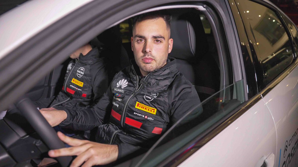 AutomotorSL's tweet photo. El Citroën Ë-C4 X de última generación ha sido el vehículo de reconocimientos con el que el nuevo piloto del Citroën Rally Team y su navegante, Ángel Vela, han llevado a cabo la toma de notas de los tramos en los que se ha celebrado este fin de semana el Rally Sierra Morena. https://t.co/MWetsqcKCe