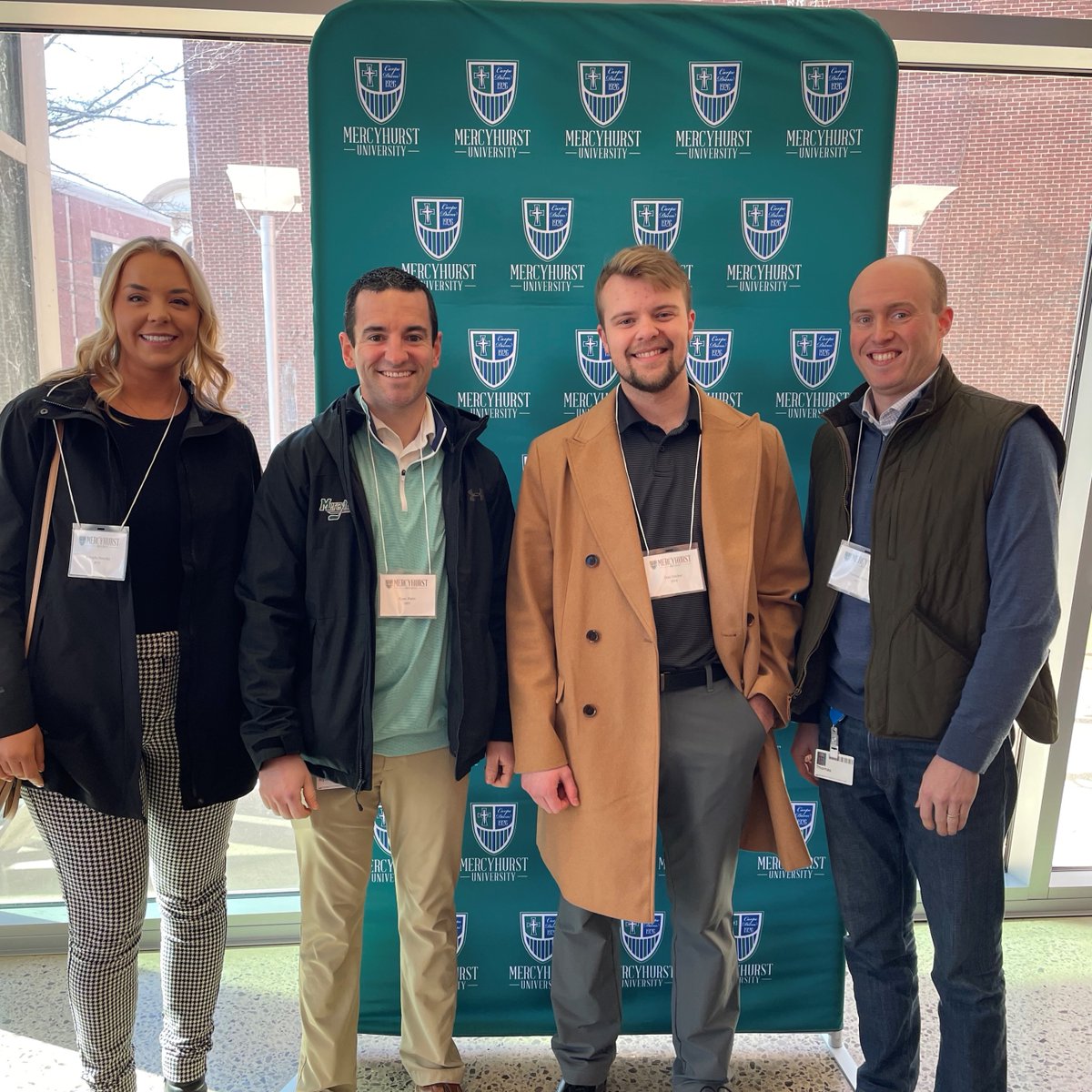 HurstAlumni's tweet photo. A few weeks ago, Mercyhurst alumni who work at Erie Insurance gathered for a luncheon! We heard from both President Getz and Chris Marsh ’88, Chief Diversity and Community Development Office at ERIE.
#MercyhurstAlumni #ErieInsurance https://t.co/HVbotsjSs6
