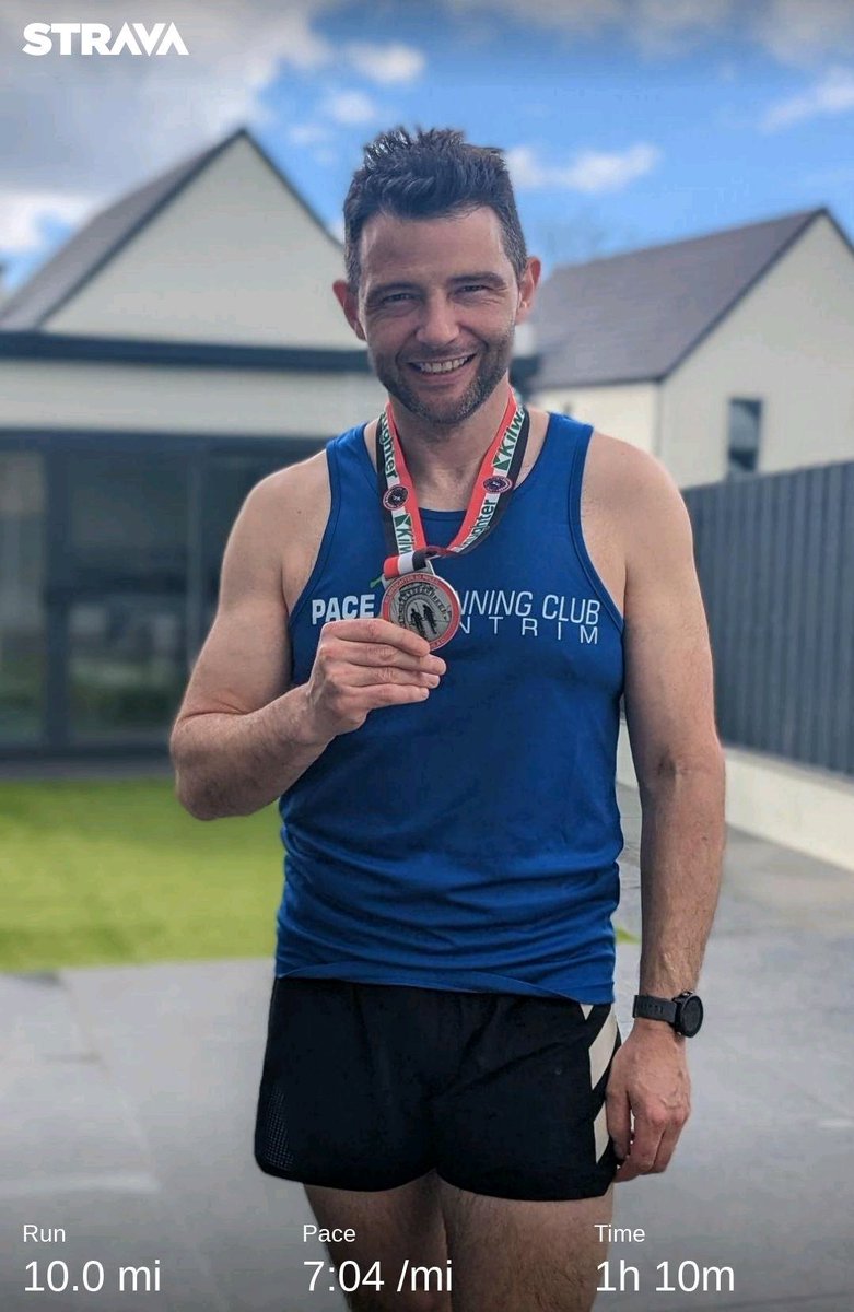 10 mile PB 🏃😊 1:10:50 
14 minutes off the same course in 12 months :) 
 strava.app.link/MDZWDw8rxyb
