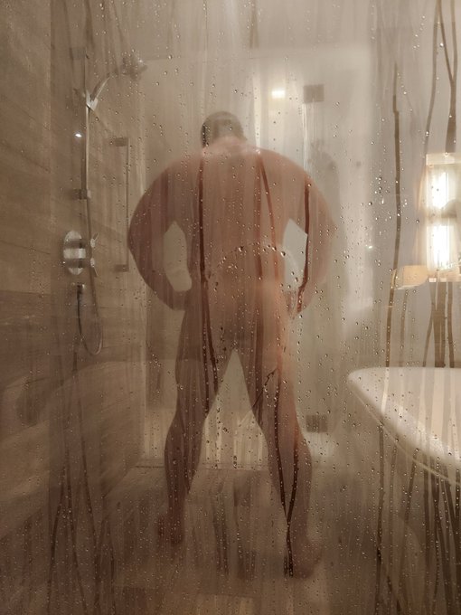 #dadbod #shower #onlyfans #Studdednovember https://t.co/me27JmSgcK<a href="/tag/dadbod"class="tags">#dadbod</a><a href="/tag/shower"class="tags">#shower</a><a href="/tag/onlyfans"class="tags">#onlyfans</a><a href="/tag/studdednovember"class="tags">#Studdednovember</a>
