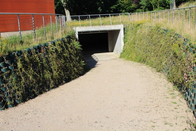 GreenfixUK's tweet photo. Geoweb Earth Retention Panels can be used for various applications, including steepened slopes, geocomposite retaining walls, gravity walls & multi-layered channel systems. The lightweight panels are easy to handle & construct, even in remote locations #Geoweb #retainingwalls https://t.co/Rse7Ep24Pf