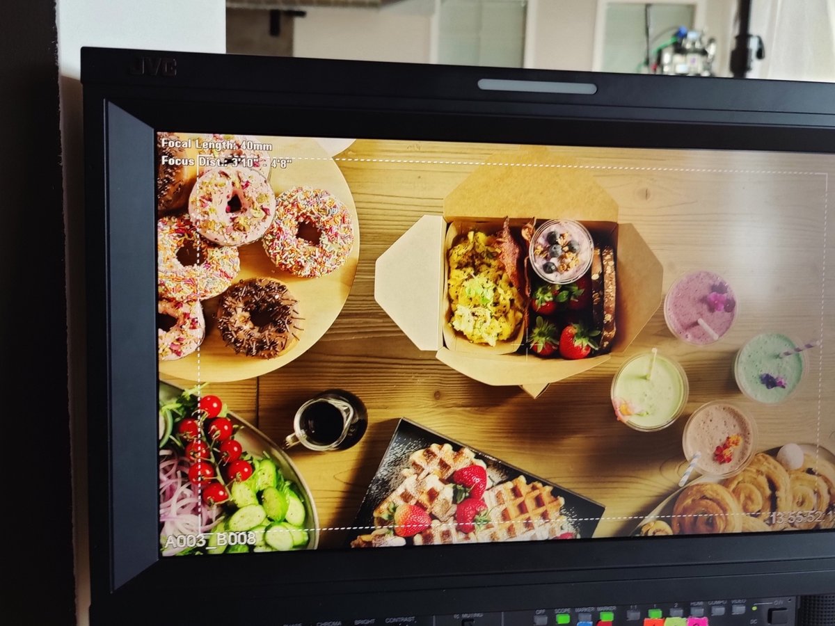 HawkeVideo's tweet image. After COVID, companies are once again using their own internal video teams and studios. While self-sufficient, teams often work with outside companies like us.

ezCater example Dir. Kevin Budzynski:
ezcater.hawke.tv

NYT Article
nytimes.hawke.tv