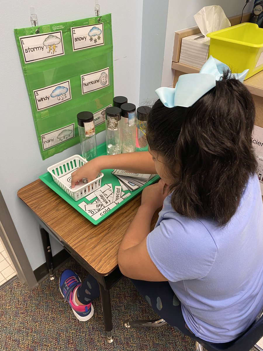 spedfrankflyers's tweet photo. Hands-on learning & vocabulary words in our weather science center this week! @FrankKISD #Autism #KISDACCESS #KISDPRSquad #KISDSpEdP2P #mfml #ModelTeacher #SpecialEducation #Science #STEM 🌦️🌪️❄️🌈 https://t.co/yrJBihyupU
