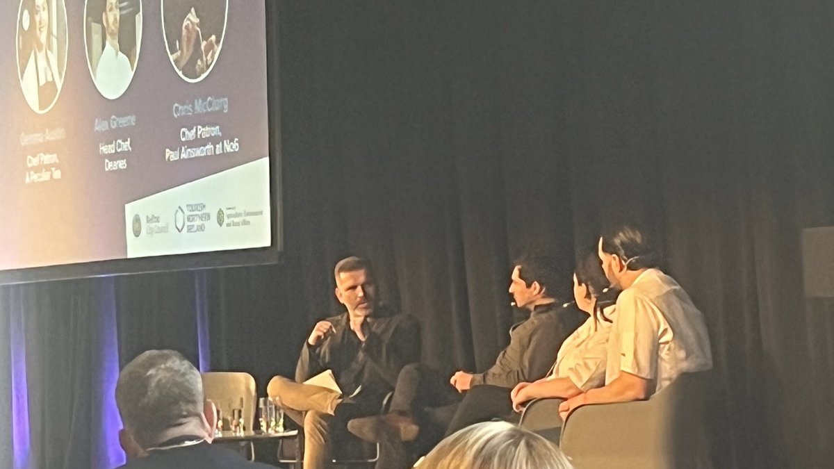 LynseyHollywood's tweet photo. “People need to treat the food industry with a lot more respect and view eating out as a luxury.” Head Chef @EatAtDeanes @AlexGreene2723 discusses the need to value the industry in the midst of rising food & energy costs. @vinnybelfast #focusonfood https://t.co/bV9oSx7IXT