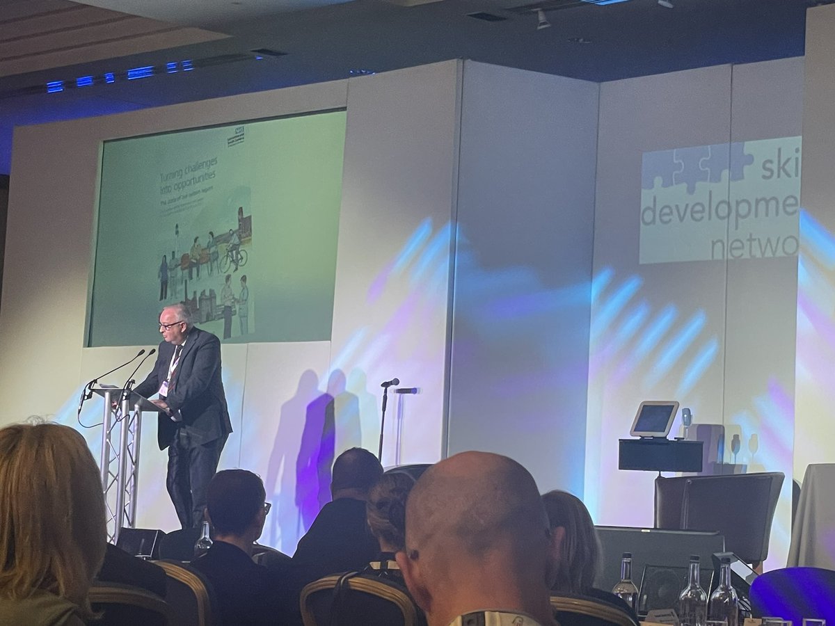"If you want to go fast, go alone. However, if you want to go far, go together". @KevinLaveryNHS 
Never has the need for a truly integrated approach been more critical for digital health. Suppliers and NHS share the responsibility for this. <a href="/MEDITECH_UK/">MEDITECH UK and Ireland</a> <a href="/MEDITECH_UK/">MEDITECH UK and Ireland</a> #nwconnect23
