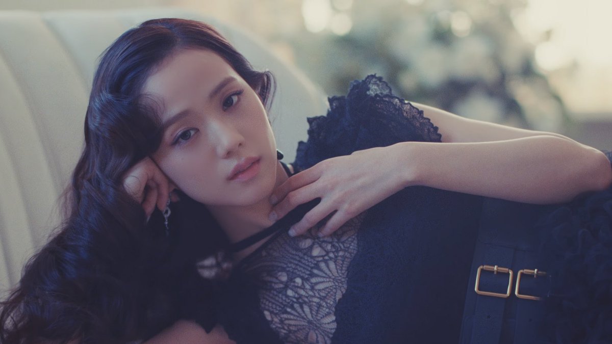 haucungcuaBP's tweet photo. FLOWER MV TEASER 
#MEin2Days #FLOWER #JISOO @BLACKPINK https://t.co/O27oxXZpzu