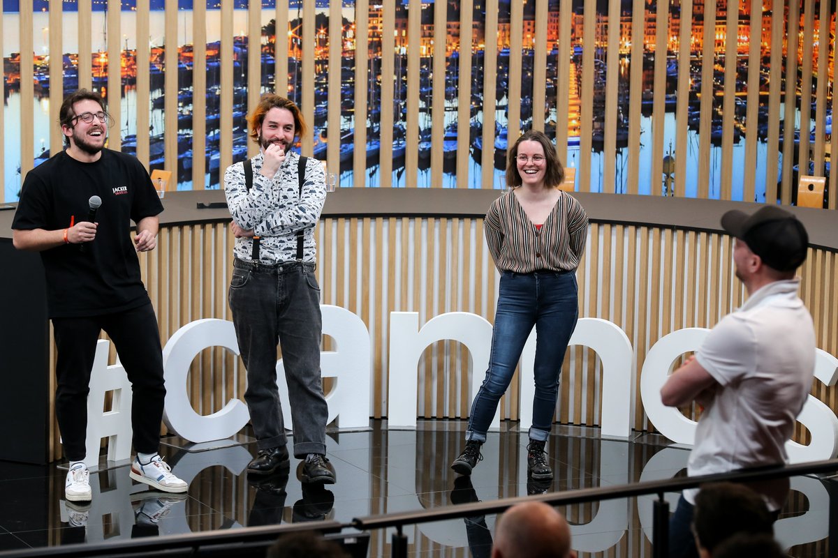 Le replay de la #conférence "A quoi ressemble la recherche sur le jeu de société ? Trois jeunes chercheur·es répondent à vos questions" du <a href="/fijcannes/">FESTIVAL DES JEUX</a> est disponible en intégralité sur notre chaine #YouTube !  
Pour le regarder, rendez-vous ici ▶ bit.ly/42Kzq2x