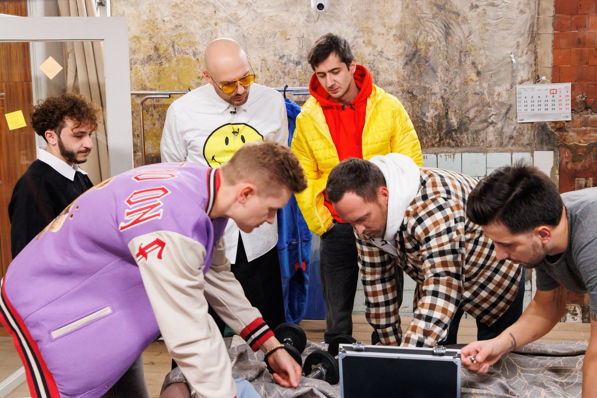 Ребята, йо!

Сегодня в 20.00 новый элитный эпизод шоу "Большой побег"!

На СТС!
Приходи!