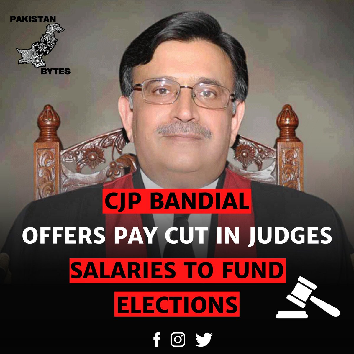 PakistanBytes's tweet photo. Chief Justice of Pakistan Umar Ata Bandial on Tuesday proposed a pay cut for himself and other judges so that the “vital task” of holding elections across the country could be funded and completed.

#Pakistan #ChiefJusticeOfPakistan #UmarAtaBandial #election2023 #pakistanbytes https://t.co/pg6fIWGEi9