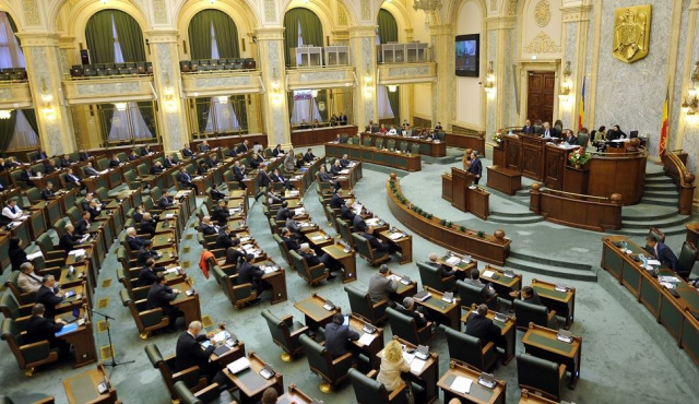 RRInternational's tweet image. The draft law on reducing expenditure with the ##special pensions is being debated today in the 🇷🇴 Senate’s expert committees. Passing the law is a condition, included in the National Recovery&amp;amp;Resilience Plan, for the #disbursement of the third trench of European #funds. (1/2)