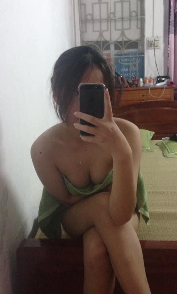 annapham6969's tweet photo. A nào giao lưu vs e ko https://t.co/f2D9iIKlXf