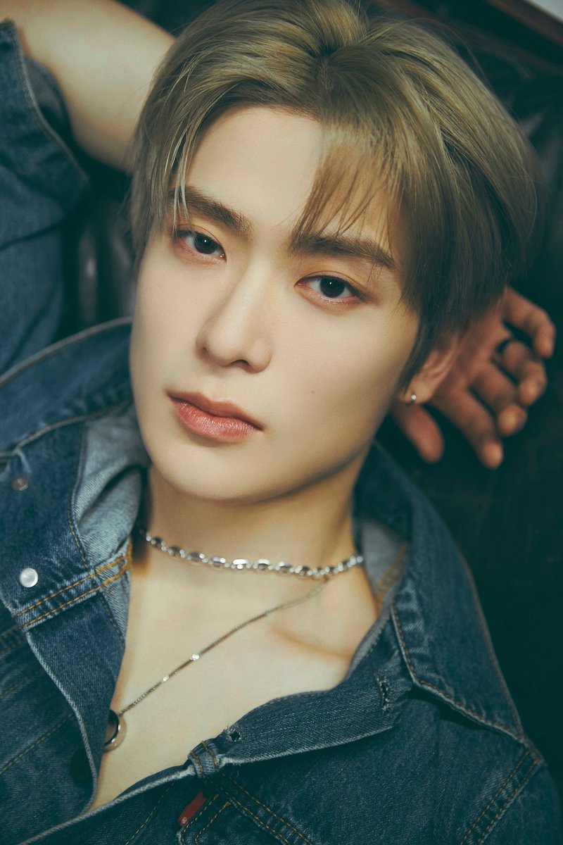 whatyourstyles's tweet photo. the face department would never collapsed, not with jaehyun as the head of department https://t.co/6UiJx8X87z