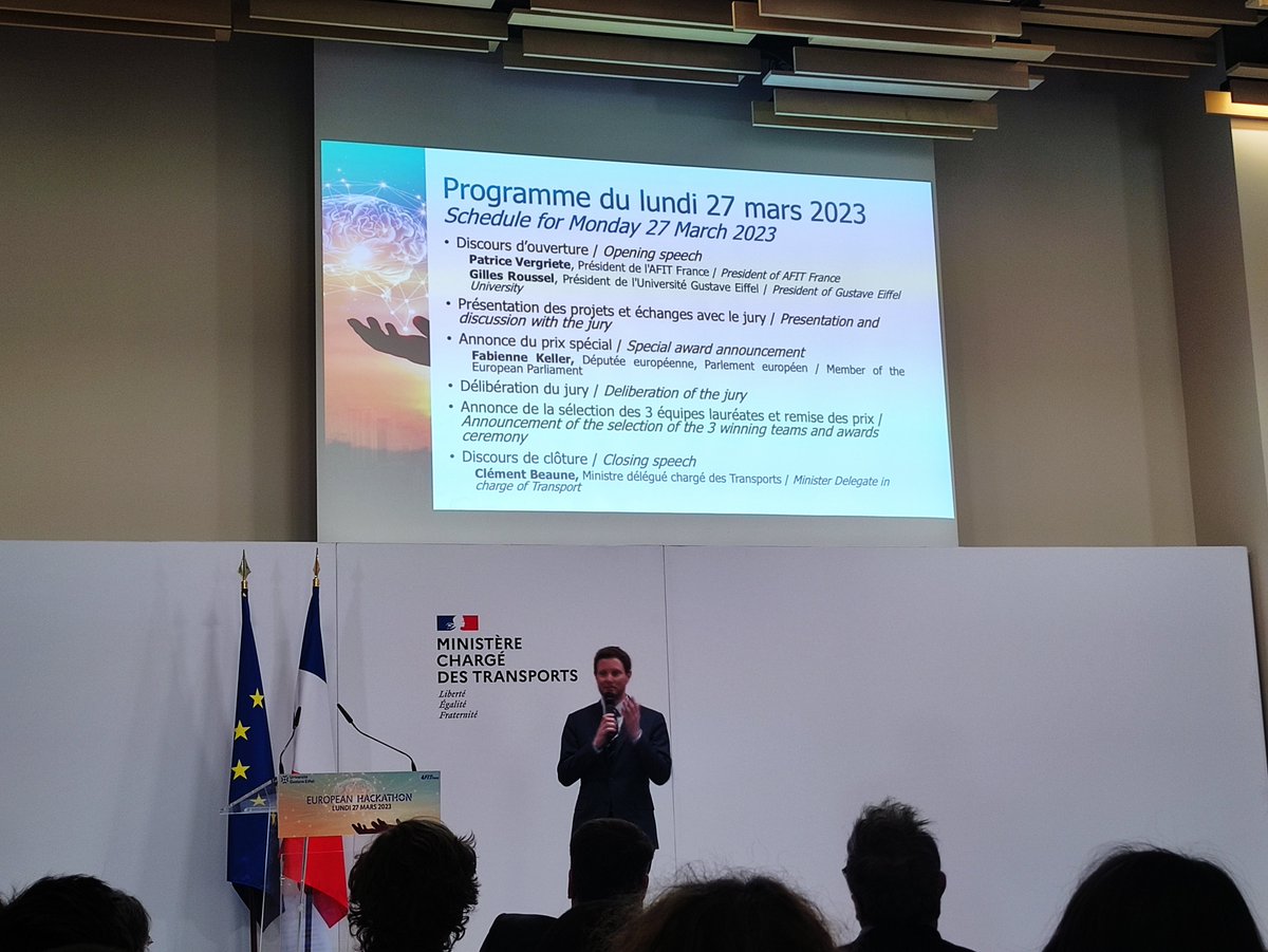 Paul_DyjakV's tweet image. Proud to have participated in the second #europeanhackathon on sustainable mobility organized by @UGustaveEiffel and #AFIT ! 3 days to think about transportation of tomorrow, closed yesterday at @Ecologie_Gouv with @CBeaune, @GillesRoussel, @fabienne_keller  and @P_Vergriete 🚄🌱