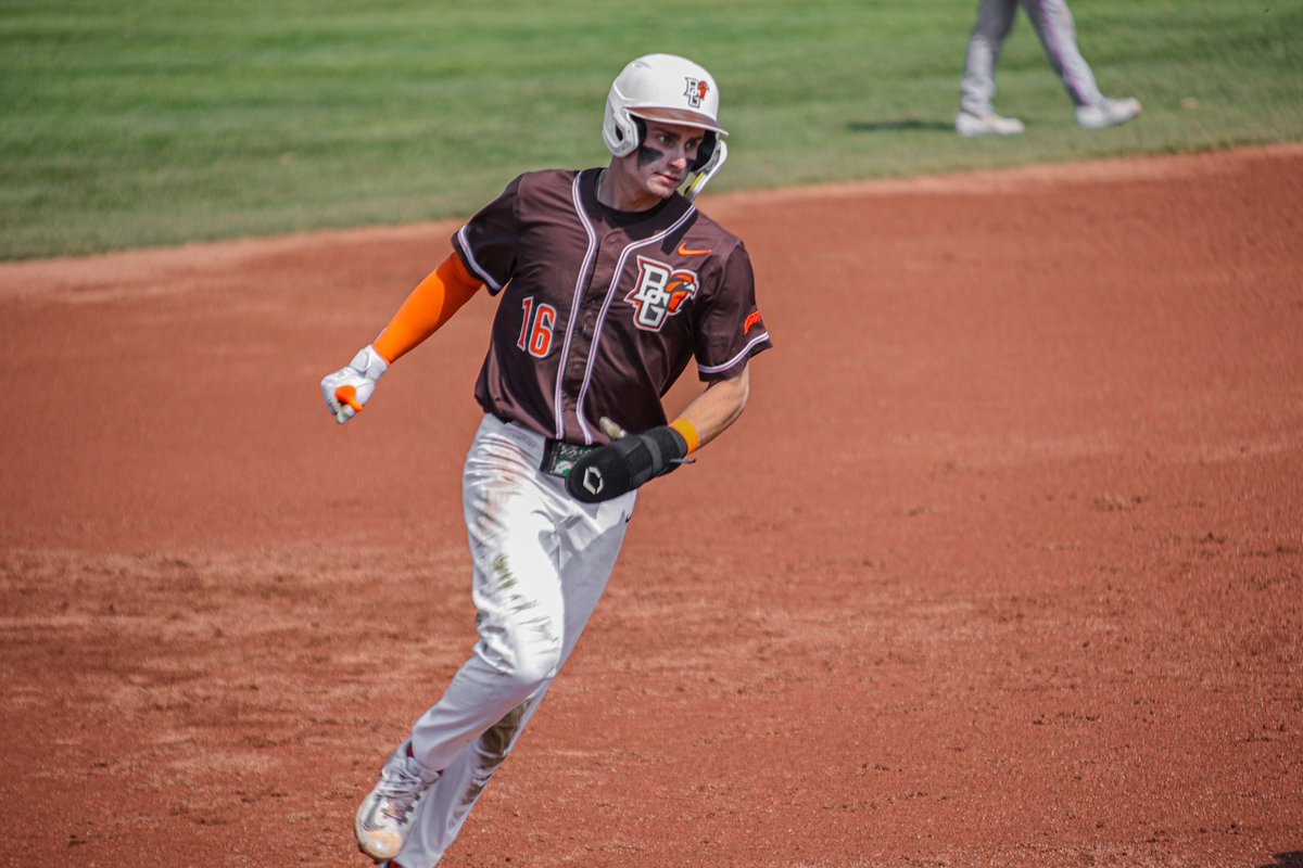 BGSU Baseball (@bgsu_baseball) on Twitter photo Nathan Rose has been named the No. 4 hitter in the nation for Week 6 of the season by <a href="/d1baseball/">D1Baseball</a>!
Rose logged a hit in each of BGSU's five games, assembling a five-game hitting streak and finished the week batting .391 with 12 RBI, four home runs and six runs scored!
#AyZiggy Nathan Rose has been named the No. 4 hitter in the nation for Week 6 of the season by <a href="/d1baseball/">D1Baseball</a>!
Rose logged a hit in each of BGSU's five games, assembling a five-game hitting streak and finished the week batting .391 with 12 RBI, four home runs and six runs scored!
#AyZiggy