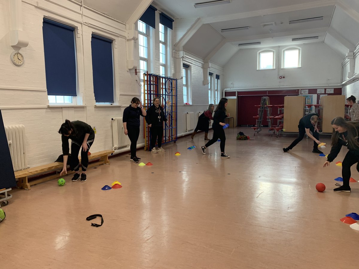 Yesterday we were <a href="/WMG_B77/">William MacGregor Primary School</a> delivering an <a href="/Chance2Shine/">Chance to Shine</a> Assembly to the pupils and CPD to the staff members. Fun session, got competitive! Looking forward to being in school in Summer 1 <a href="/StaffsCricket/">Staffordshire Cricket</a>
