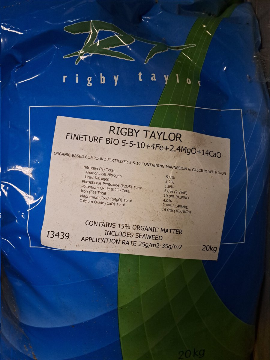 MichaelSparkeDM's tweet photo. Great window yesterday to get some fertiliser on the greens. More days like that please! @rigbytaylor #greenkeeper #golf https://t.co/i81VQhfnI1