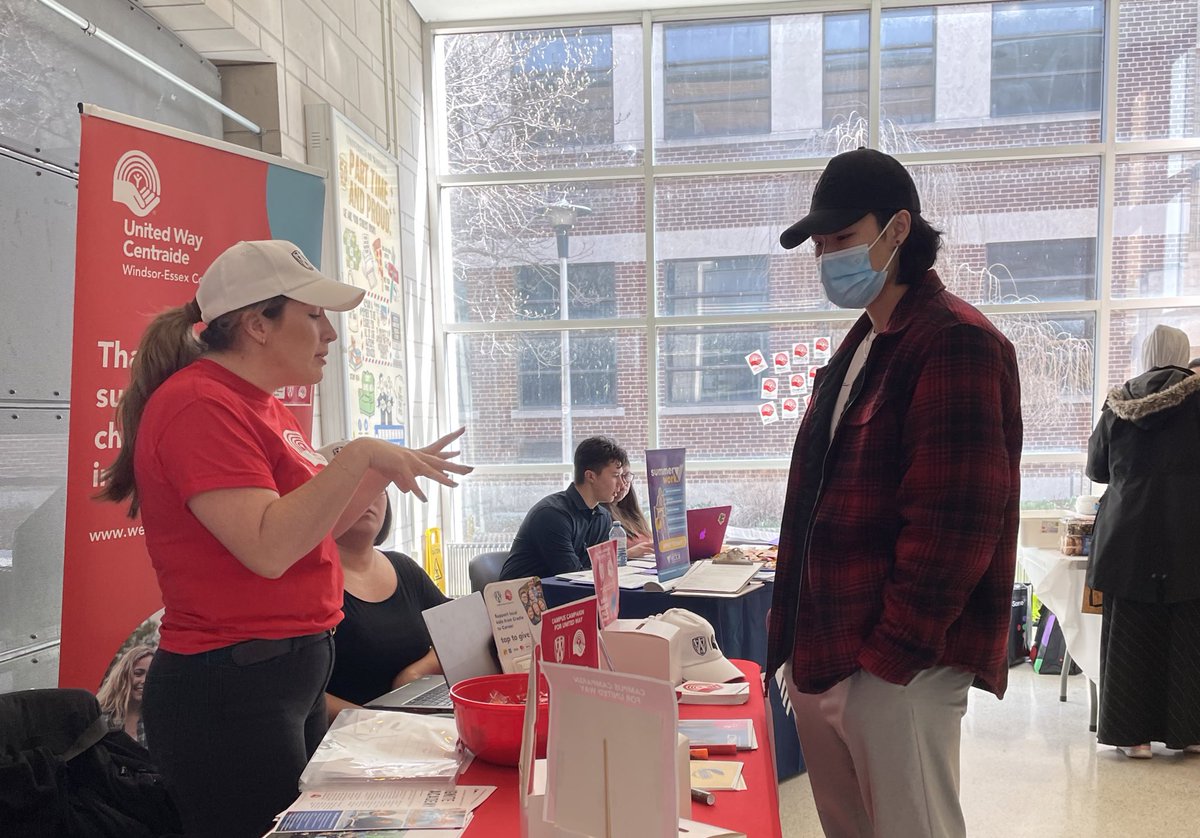Day 2: <a href="/UWindsor/">University of Windsor</a> Campus Campaign for United Way continues in the CAW Student Centre! Buy your campaign T-shirt or hat and have a chance to win a parking pass!

Thank you to faculty, staff and students for supporting local kids in #YQG 💙