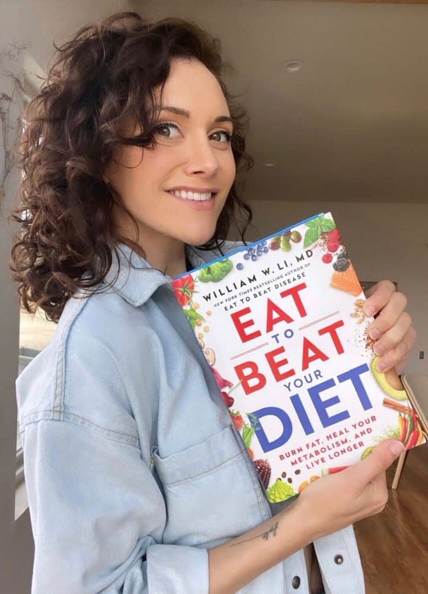 Thank you to my friend @AlysonStoner for supporting #EatToBeatYourDiet! 🎉Have you grabbed your copy yet? Order yours and unlock an exclusive download here: drwilliamli.com/etb-diet-book/