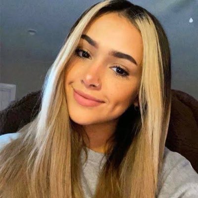 AmeliaBrett7's tweet photo. #NewProfilePic https://t.co/Cv9TxCRvQB