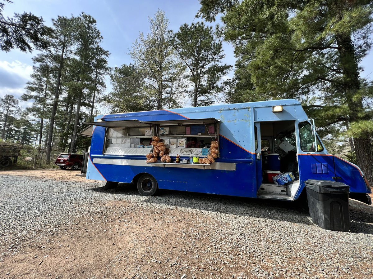 Linda Nguyen tweet media