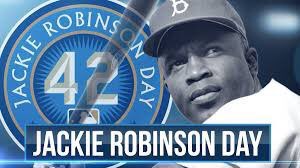 Chadwick Boseman who played Jacky Robinson in the movie “42” 

Dies in what was a #RITUAL at age 42

Actor that played Jackie Robinson in the movie dies on Jacky Robinson night in the #MLB https://t.co/V2uTapUXIK https://t.co/YrDVfUEVFM
