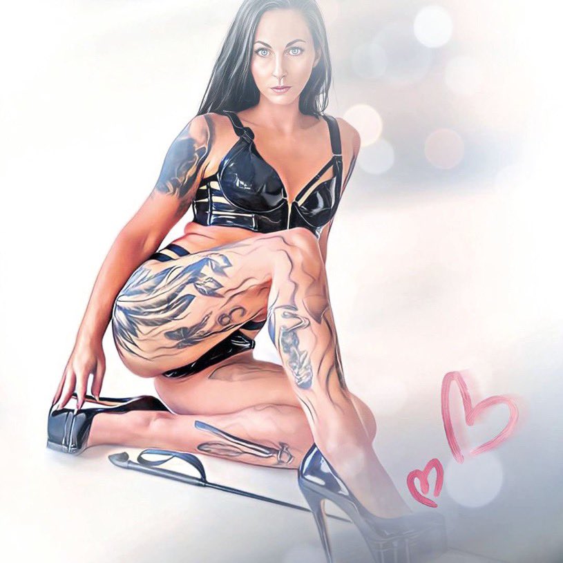 xMelMia's tweet photo. SCHÖNEN FEIERABEND BOYS 🥳
Retweet wenn die Bilder dir gefallen 💦 https://t.co/i2jY7kccqu