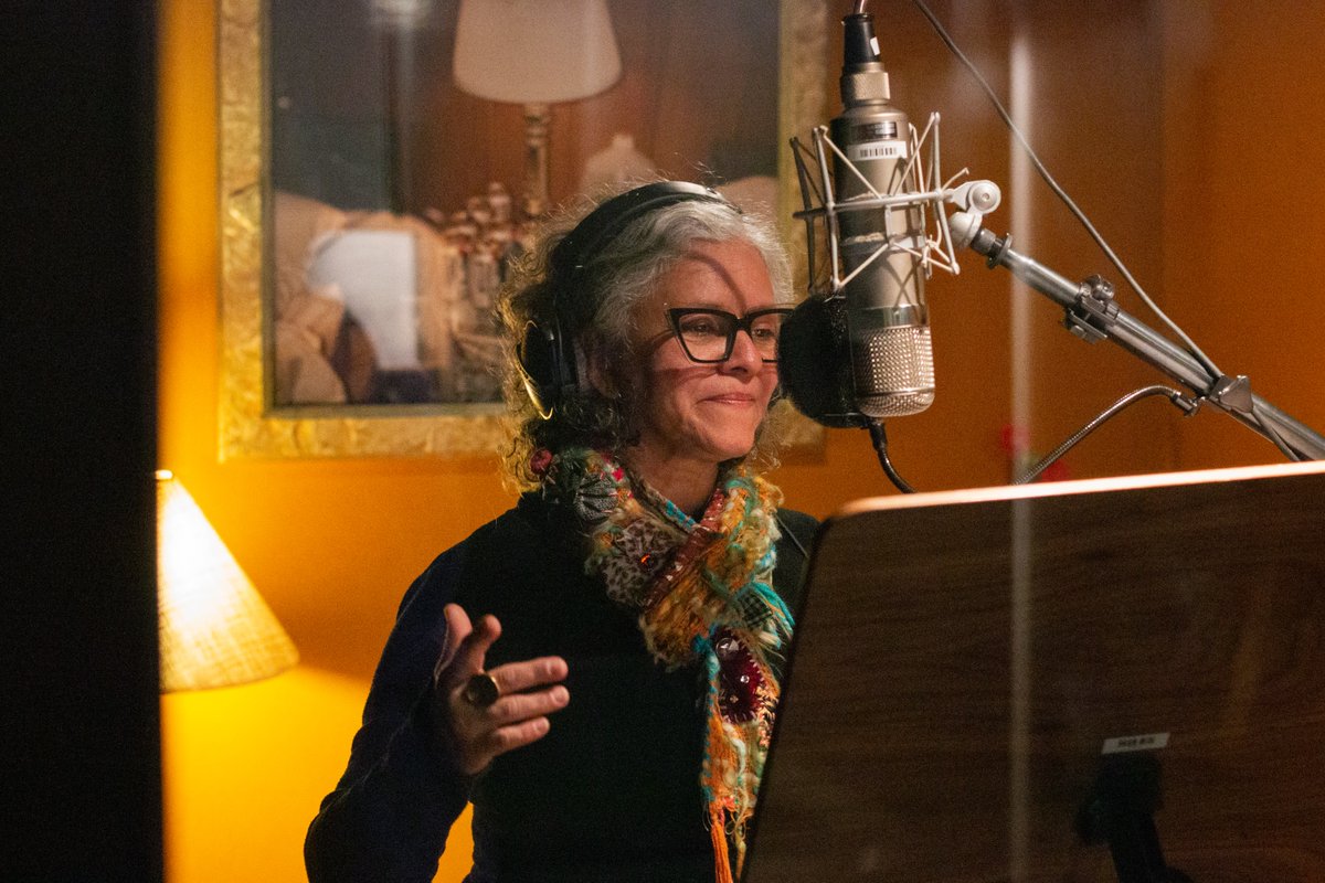 Last month we had the wonderful Valéria Lobão in Studio B with recording engineer Carlos Fuchs behind the desk.

#ValeriaLobao #ArdaRecorders #arda #recordingstudio #progear #prostudio #proaudio #proaudiogear #recordinginportugal #recordingineurope
