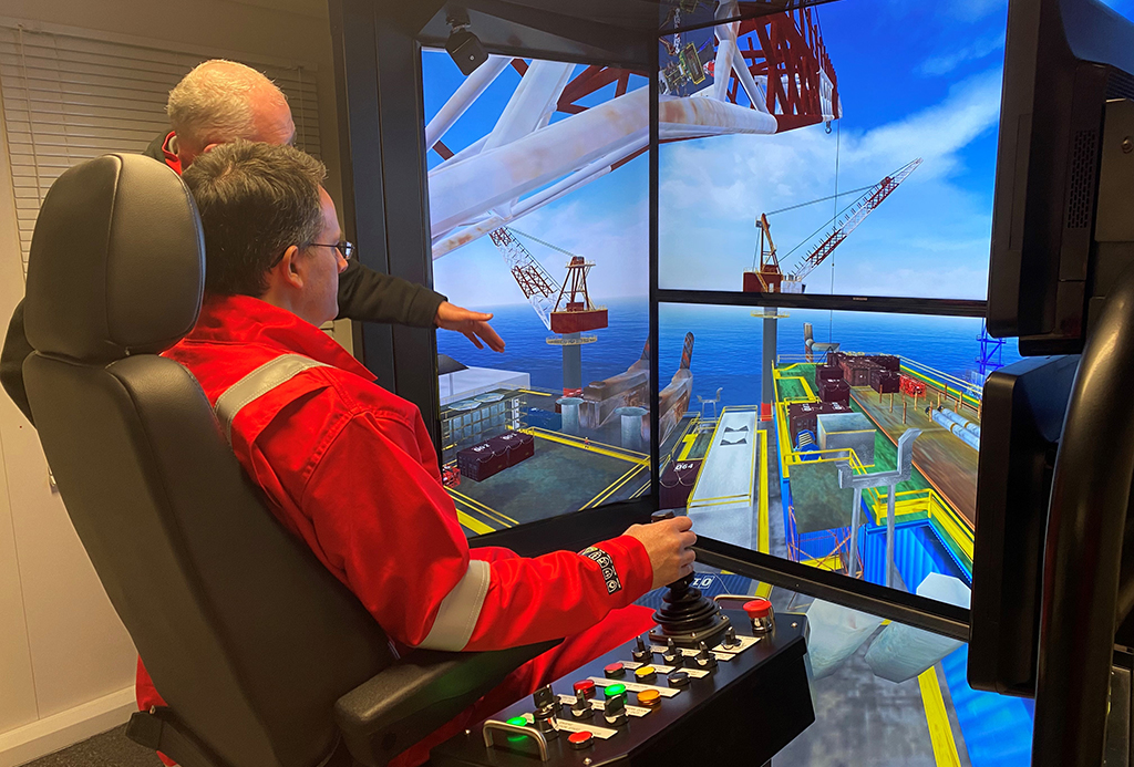 altradsparrows's tweet photo. Fantastic to welcome Ran Oren, ALTRAD co-CEO to our one-of-a-kind training centre in Aberdeen today. Trevor Dear, subject matter expert – crane training and development, put Ran through his paces on our onshore pedestal crane and crane simulator.

#Training #Cranes #UK https://t.co/Du3hwRp51J