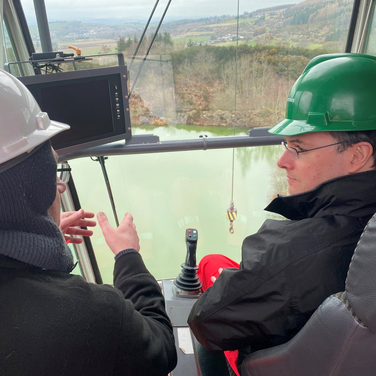 altradsparrows's tweet photo. Fantastic to welcome Ran Oren, ALTRAD co-CEO to our one-of-a-kind training centre in Aberdeen today. Trevor Dear, subject matter expert – crane training and development, put Ran through his paces on our onshore pedestal crane and crane simulator.

#Training #Cranes #UK https://t.co/Du3hwRp51J