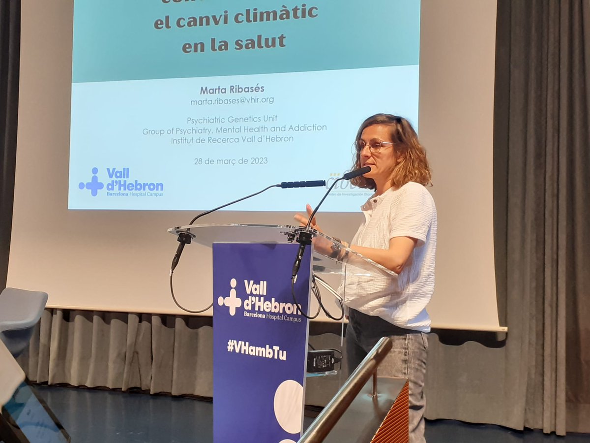 VHIR_'s tweet photo. La Dra. Marta Ribasés, investigadora del grup de Psiquiatria, Salut Mental i Addiccions, presenta #INSchool, un projecte que busca entendre com els factors genètics i ambientals influeixen en el rendiment escolar, amb l'objectiu de dissenyar millors estratègies preventives. https://t.co/mTPXhgz8ei