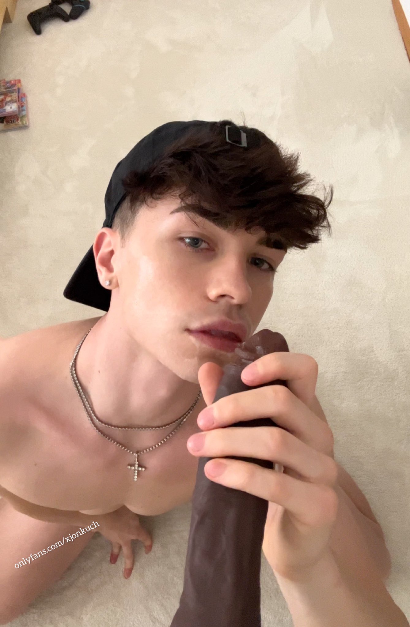 xjonkuch on X: big 👀 t.cogCSpaDv4QE  X