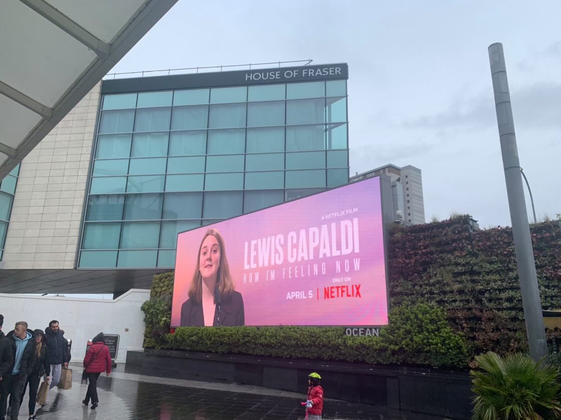 ffs whoever is in charge of the billboards at netflix needs firing