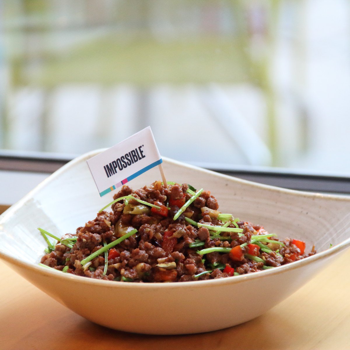 sumiaohunan's tweet photo. Hey, vegetarians and vegans! Did you know we have Impossible Foods on our menu? We've got several options for you to choose from, like our Impossible Beef on Fire, made with fresno pepper, cilantro, and banana pepper. 🔥 https://t.co/jrJwEYEbjR