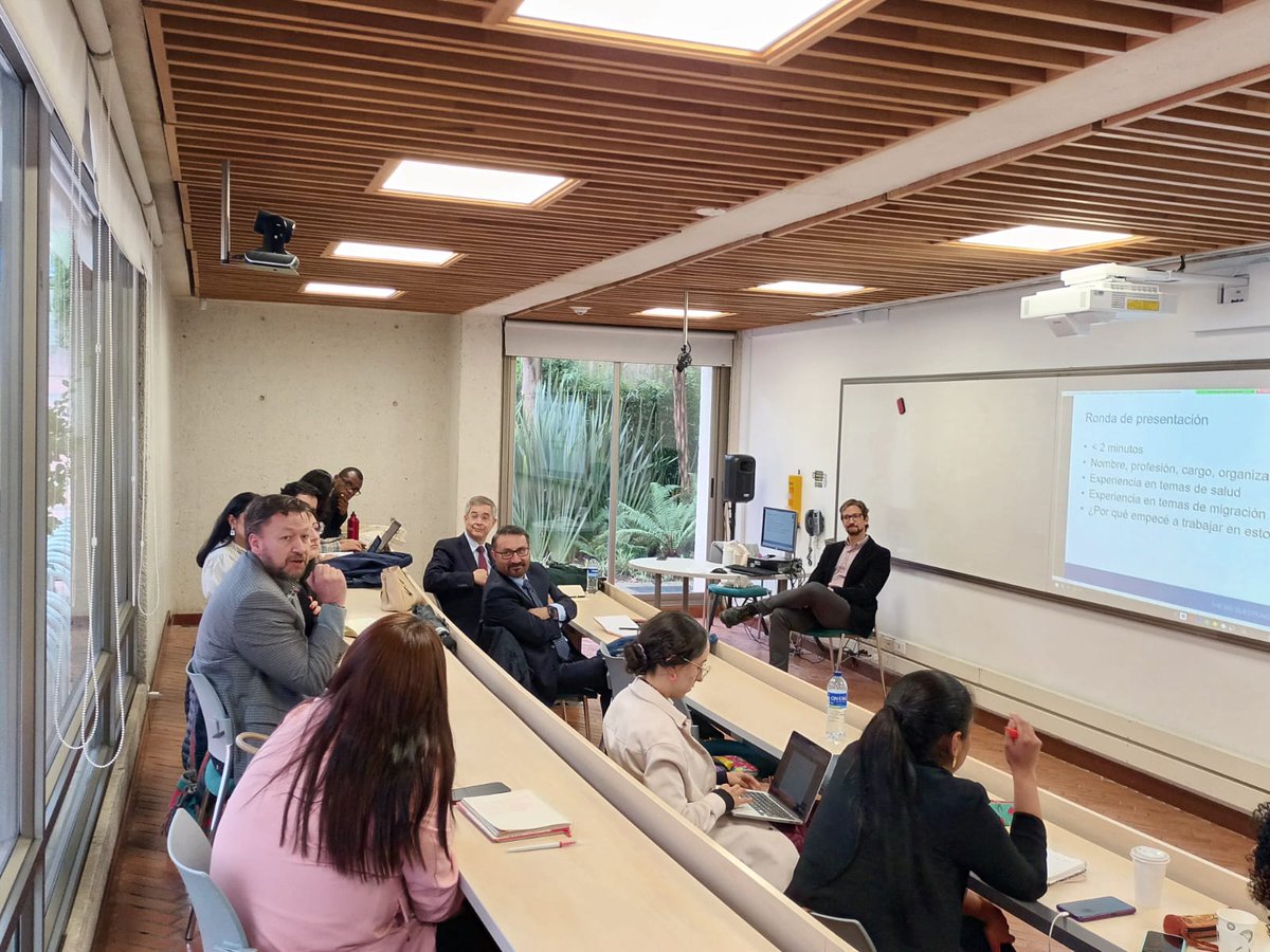 Escuela de Gobierno de la Universidad de los Andes (@gobiernouandes) on Twitter photo #AEstaHora | Estamos presentando los resultados de la investigación realizada con el <a href="/BancoMundial/">Banco Mundial</a> sobre los efectos de la migración en los sistemas de #salud de los países receptores. Nos acompañan representantes de organizaciones que apoyan a los migrantes alrededor del mundo. #AEstaHora | Estamos presentando los resultados de la investigación realizada con el <a href="/BancoMundial/">Banco Mundial</a> sobre los efectos de la migración en los sistemas de #salud de los países receptores. Nos acompañan representantes de organizaciones que apoyan a los migrantes alrededor del mundo.