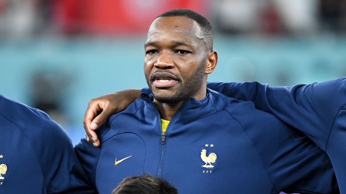 LeThomasOFF's tweet photo. Le footballeur français #SteveMandanda fête aujourd’hui ses 38 ans. 🥳

Depuis 2022, il joue au Stade rennais FC.

En 2018, il devient champion du monde avec l'équipe de France.

En 2022, il devient vice-champion du monde avec l'équipe de France. https://t.co/Paw4B0iUNX