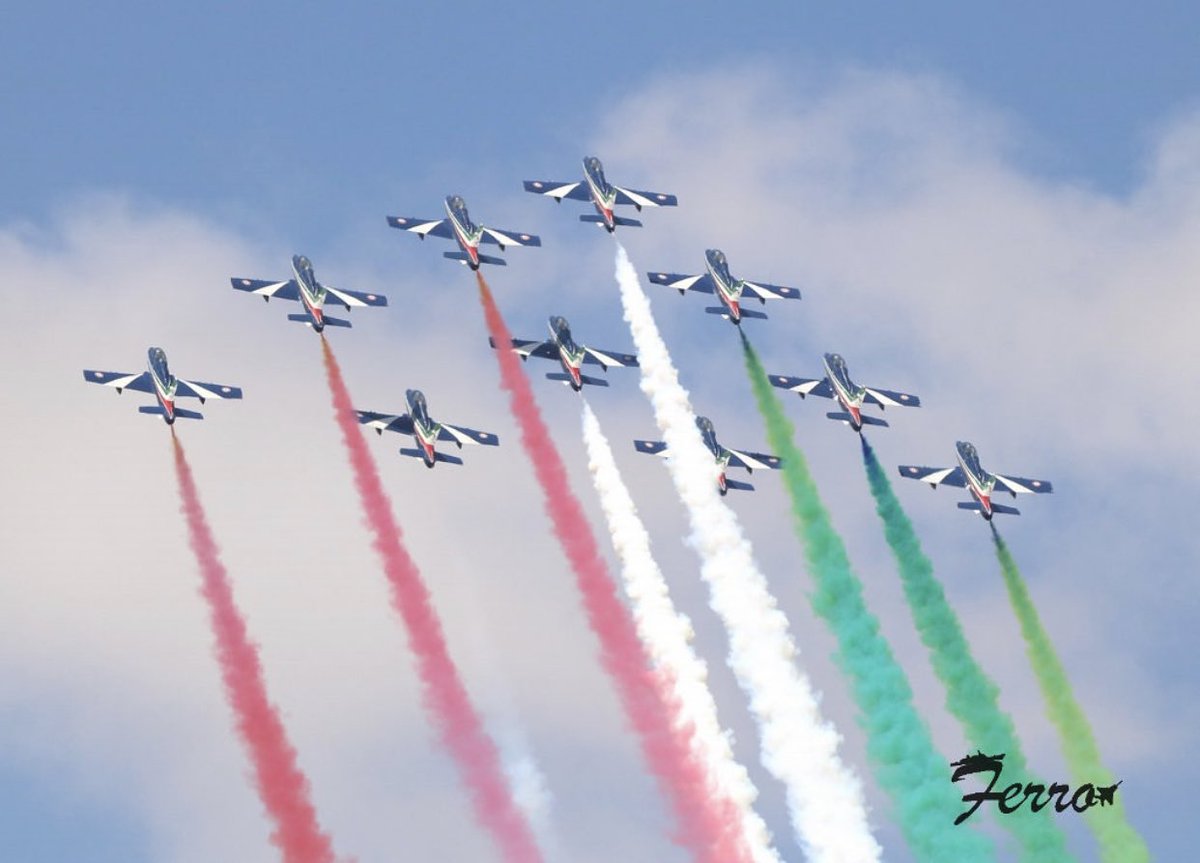 Gibdan1's tweet photo. Buon centesimo compleanno Aeronautica Militare🇮🇹🎉 we shall see you June!✈️📸 #AeronauticaMilitare100 #centesimo #HAPPYBIRTHDAY #italianairforce #aeronauticamilitare #celebrations #airforce #anniversary #aviation #avgeeks #avgeek @ItalianAirForce https://t.co/weWXTgN7LV