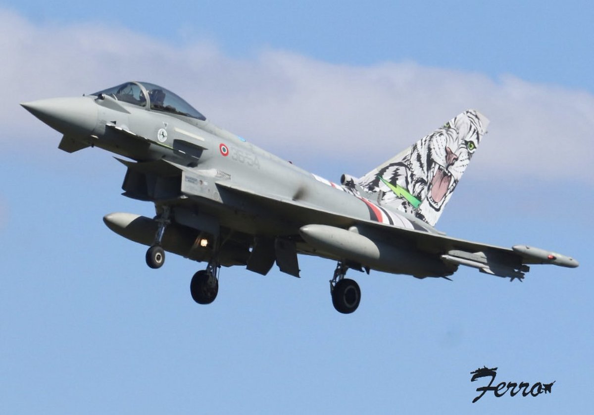 Gibdan1's tweet photo. Buon centesimo compleanno Aeronautica Militare🇮🇹🎉 we shall see you June!✈️📸 #AeronauticaMilitare100 #centesimo #HAPPYBIRTHDAY #italianairforce #aeronauticamilitare #celebrations #airforce #anniversary #aviation #avgeeks #avgeek @ItalianAirForce https://t.co/weWXTgN7LV