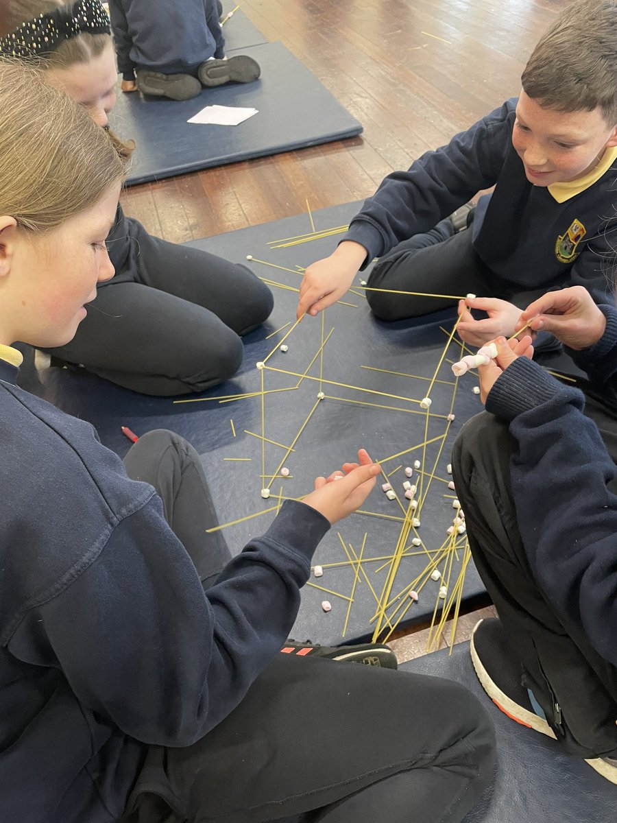 ms_dunne's tweet photo. We had a wonderful morning today with Martha who came into school to 5th class. 

We built spaghetti and marshmallow towers (a few marshmallows were eaten of course to test their quality 👀). 

We also explored self esteem through discussion and meditation. https://t.co/3xpTD8d580