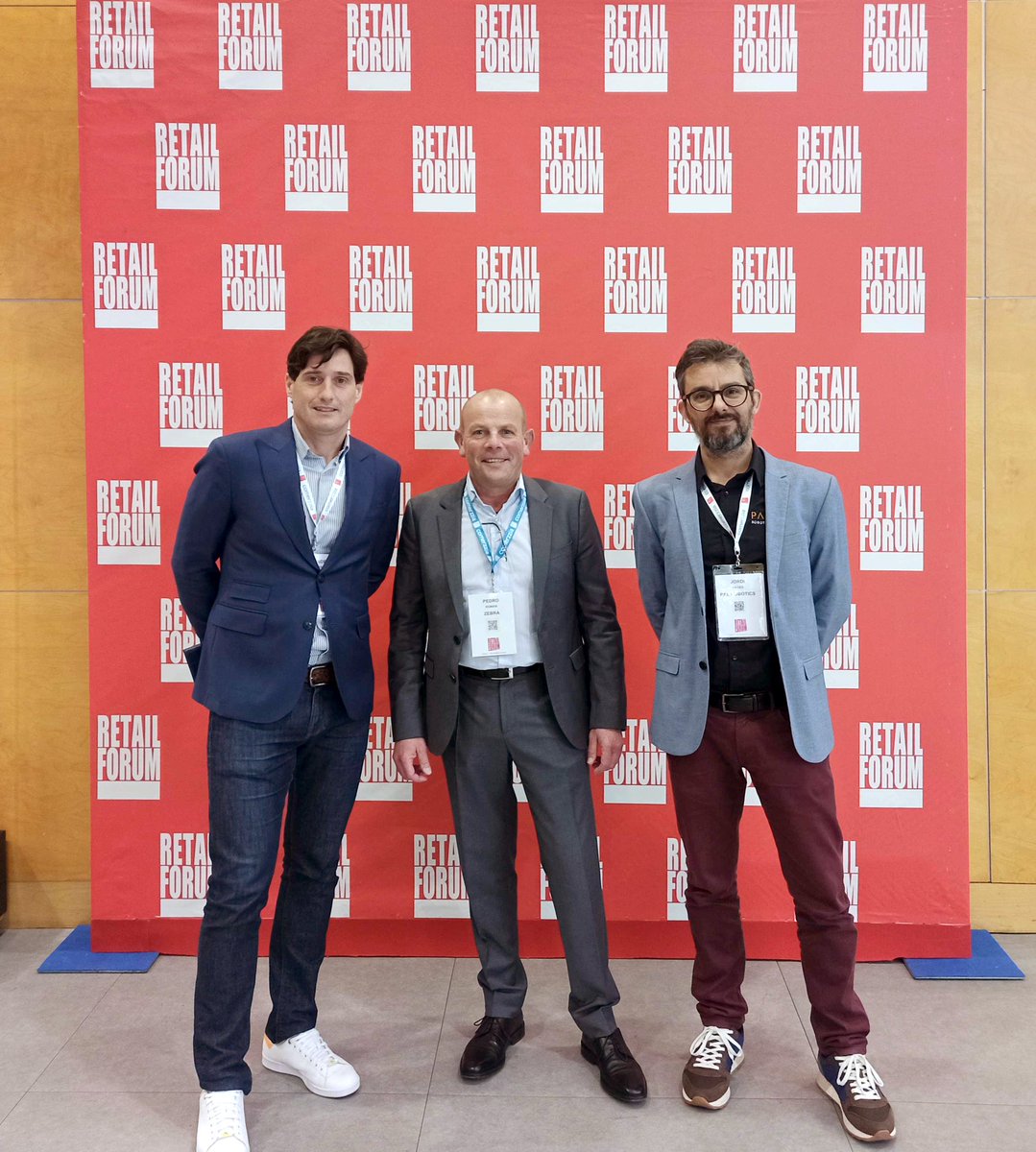 PALRobotics's tweet photo. Our Business Expert @AlexandreSaldes and Head of Intralogistics @jordipagesm attended the Retail Forum Madrid today to talk about #StockBot, the smart solution for #retail, and meet with retailers to talk collaboration. It was great to see everyone! @DipoleRFID @ZebraTechnology https://t.co/AIR1CUexRu