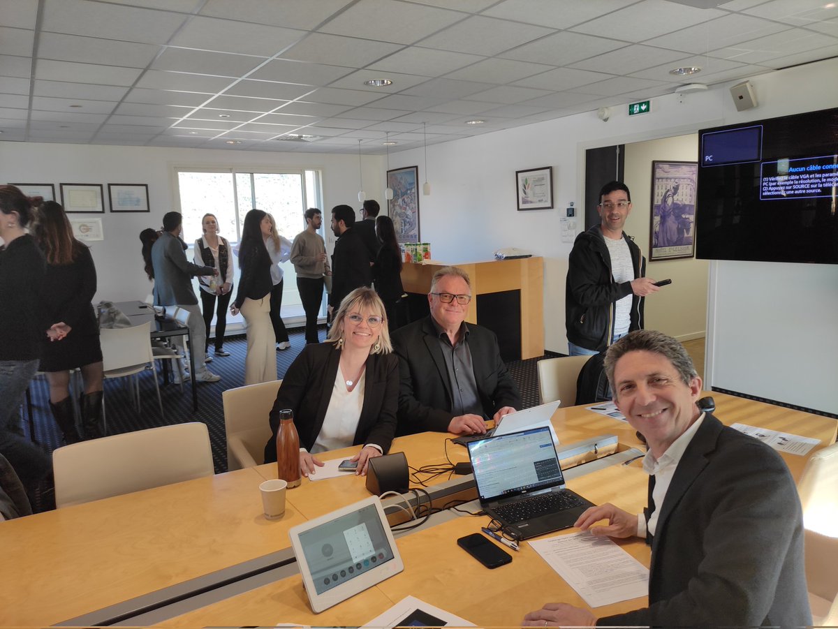 lassalle_f's tweet photo. #Kedgebs Challenge open innovation , remise des prix ce soir aux meilleurs groupes d'étudiants M1MSc qui ont réussi leurs missions auprès des entreprises. Bravo aux étudiants, à leurs coaches et aux entreprises partenaires ! https://t.co/EkYsVbjcRj