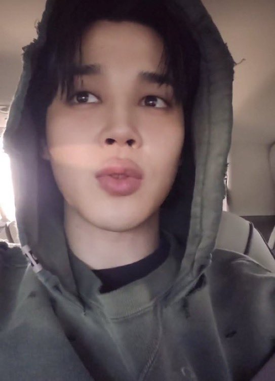 eggyisonline's tweet photo. bro just casually looks like this https://t.co/ZYPCXPDxDY