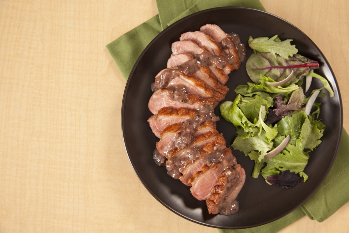 There are many great reasons for choosing duck breast for your next dinner or special occasion. It is healthy, versatile, and tastes fantastic. Learn more in today’s blog post.  🦆 #ExploreDuck 

Check out our blog here 👇 bit.ly/3Z9Tmsy
